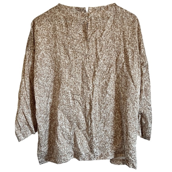 Eileen Fisher Textured Cream and Brown Top - Picture 2 of 6